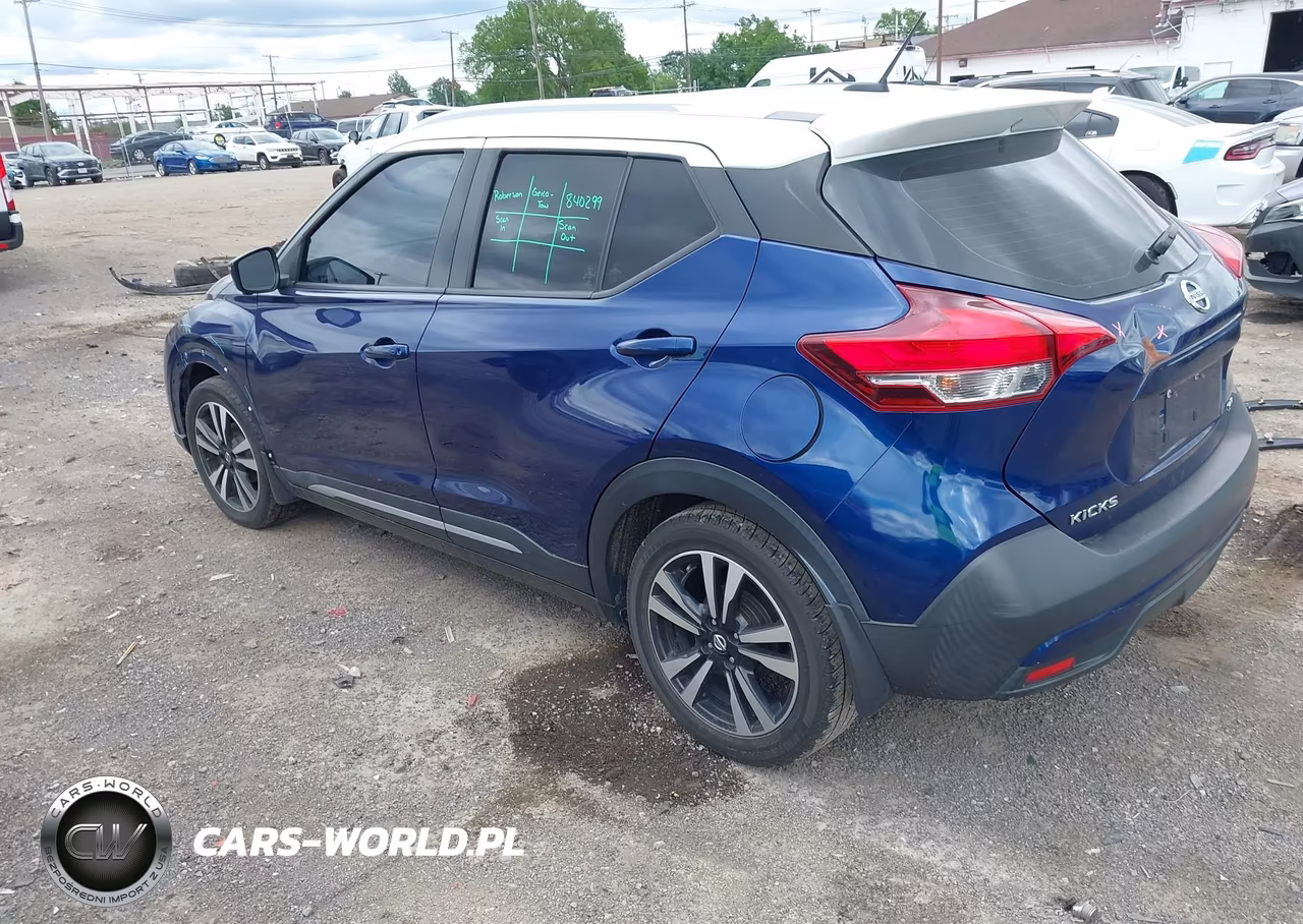 2019 Nissan Kicks Sr VIN:3N1CP5CU1KL512217 - 3