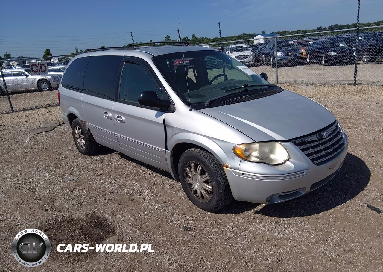 2005 Chrysler Town & Country Touring