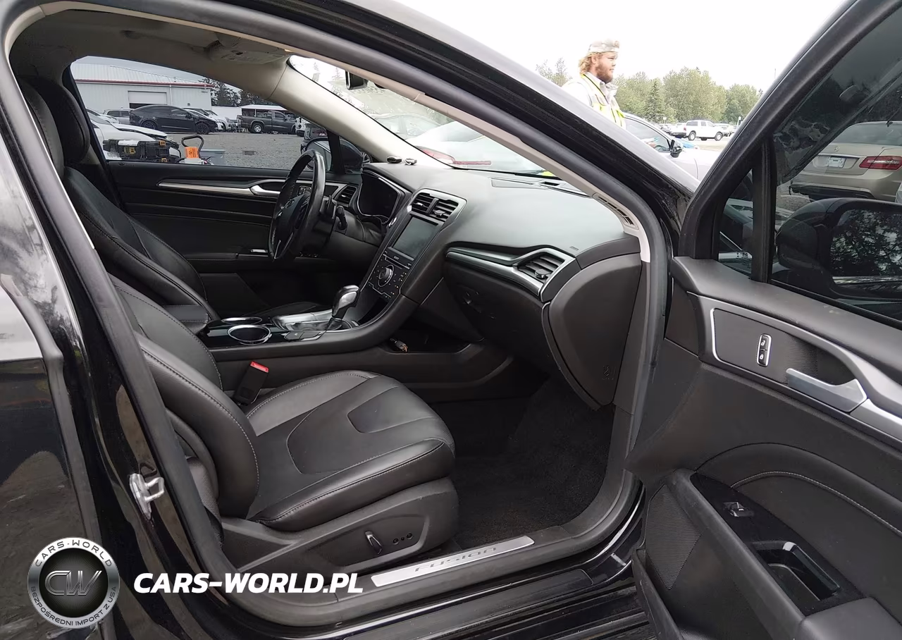 2014 Ford Fusion Titanium VIN:3FA6P0D92ER129952 - 17