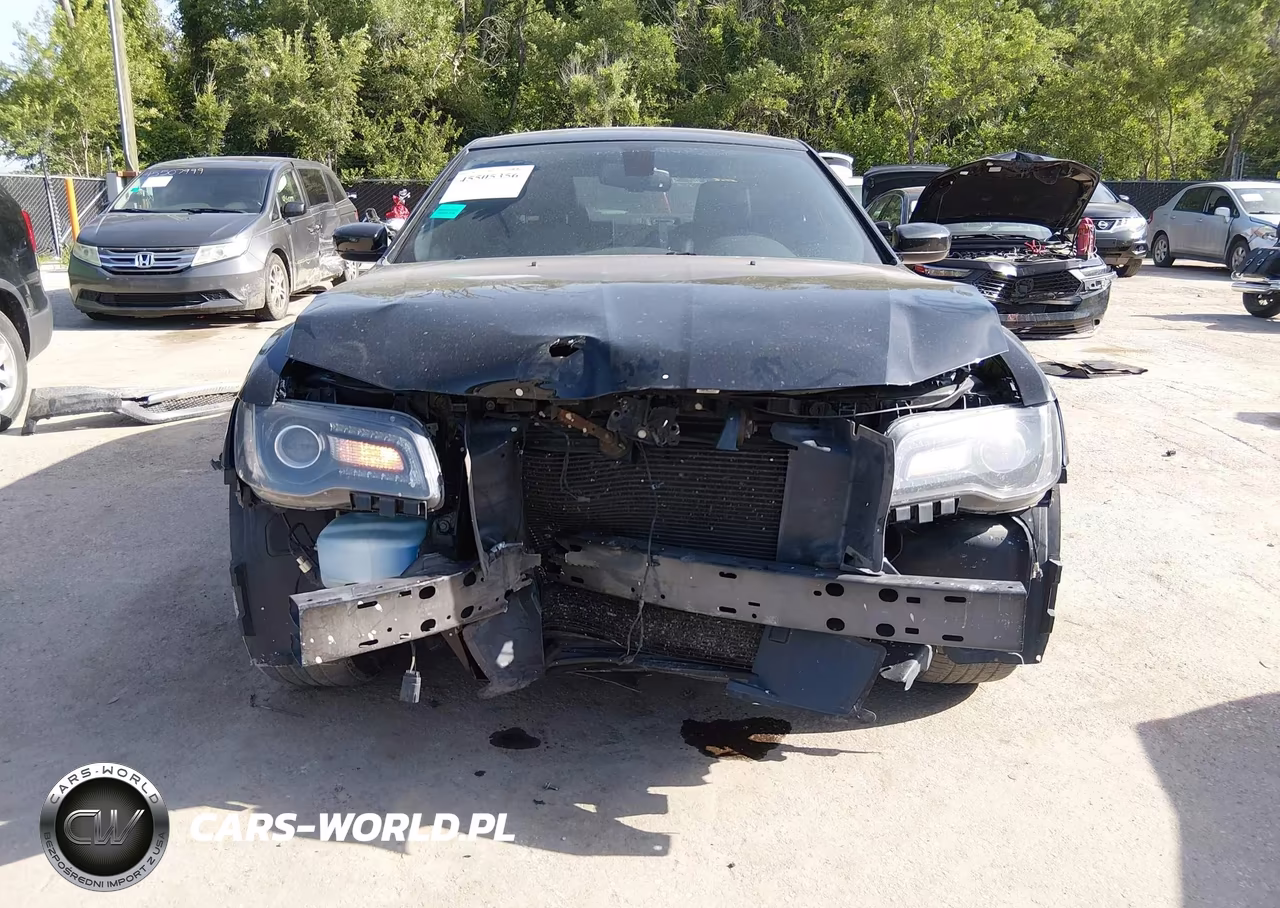2015 Chrysler 300 300S VIN:2C3CCABG9FH829632 - 12