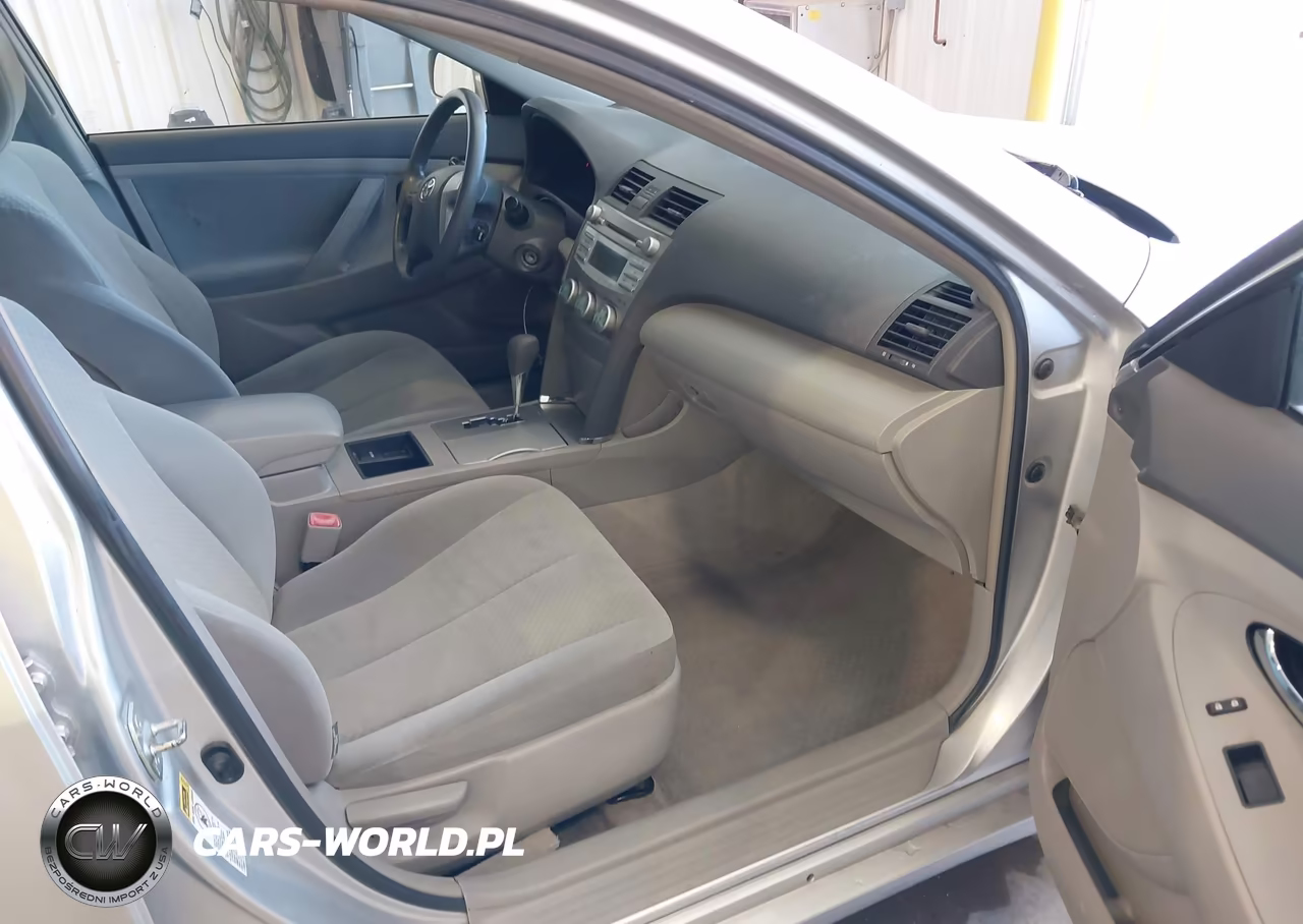 2009 Toyota Camry Le VIN:4T1BE46K69U403511 - 5