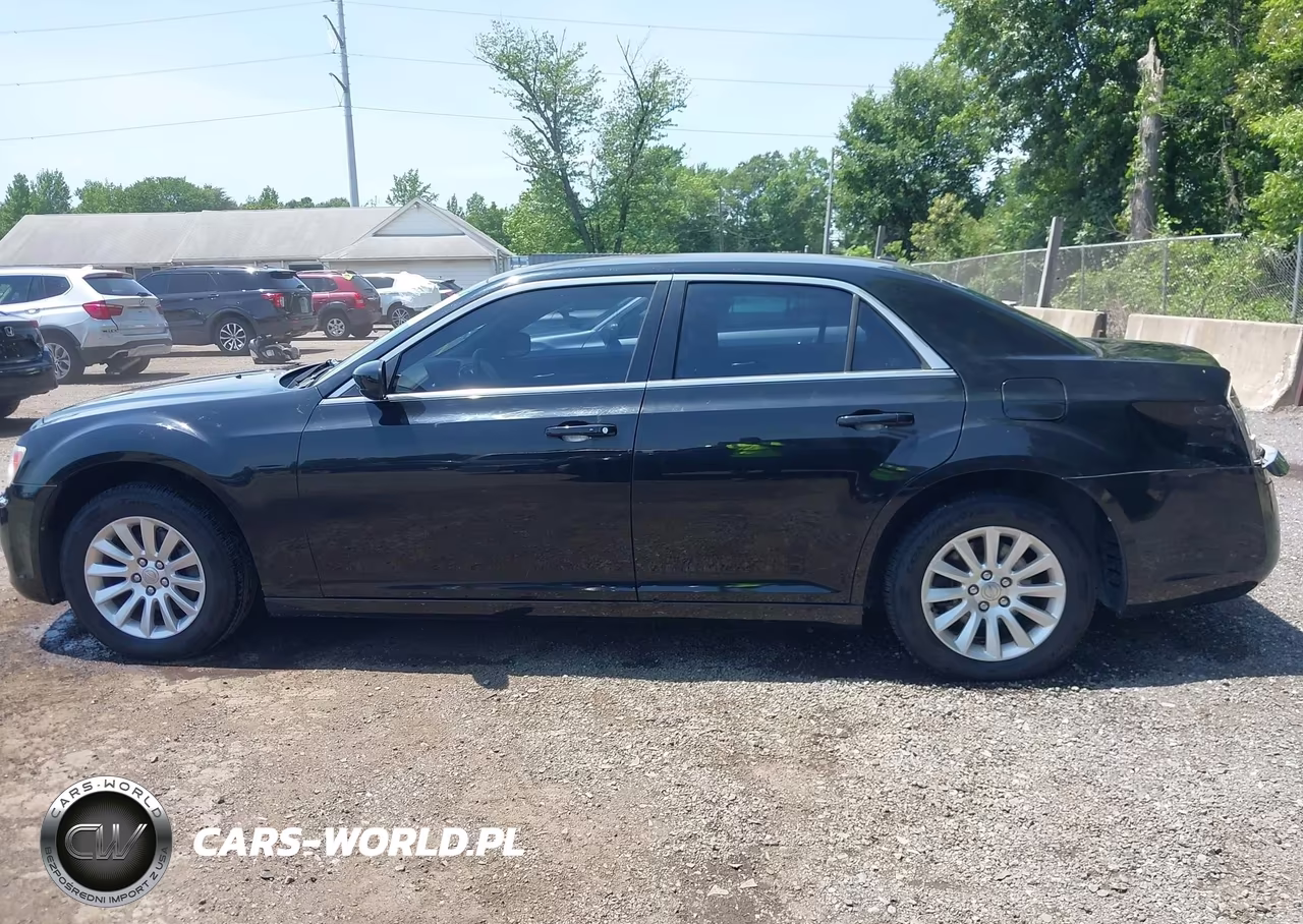 2012 Chrysler 300 VIN:2C3CCAAG1CH231631 - 14