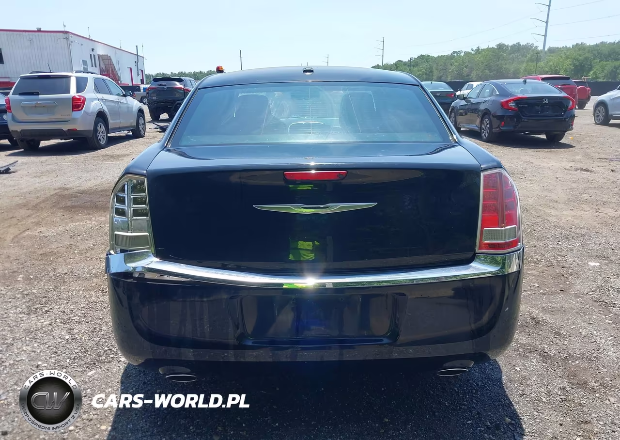 2012 Chrysler 300 VIN:2C3CCAAG1CH231631 - 16