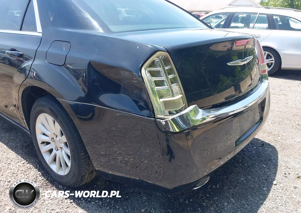 2012 Chrysler 300 VIN:2C3CCAAG1CH231631 - 6