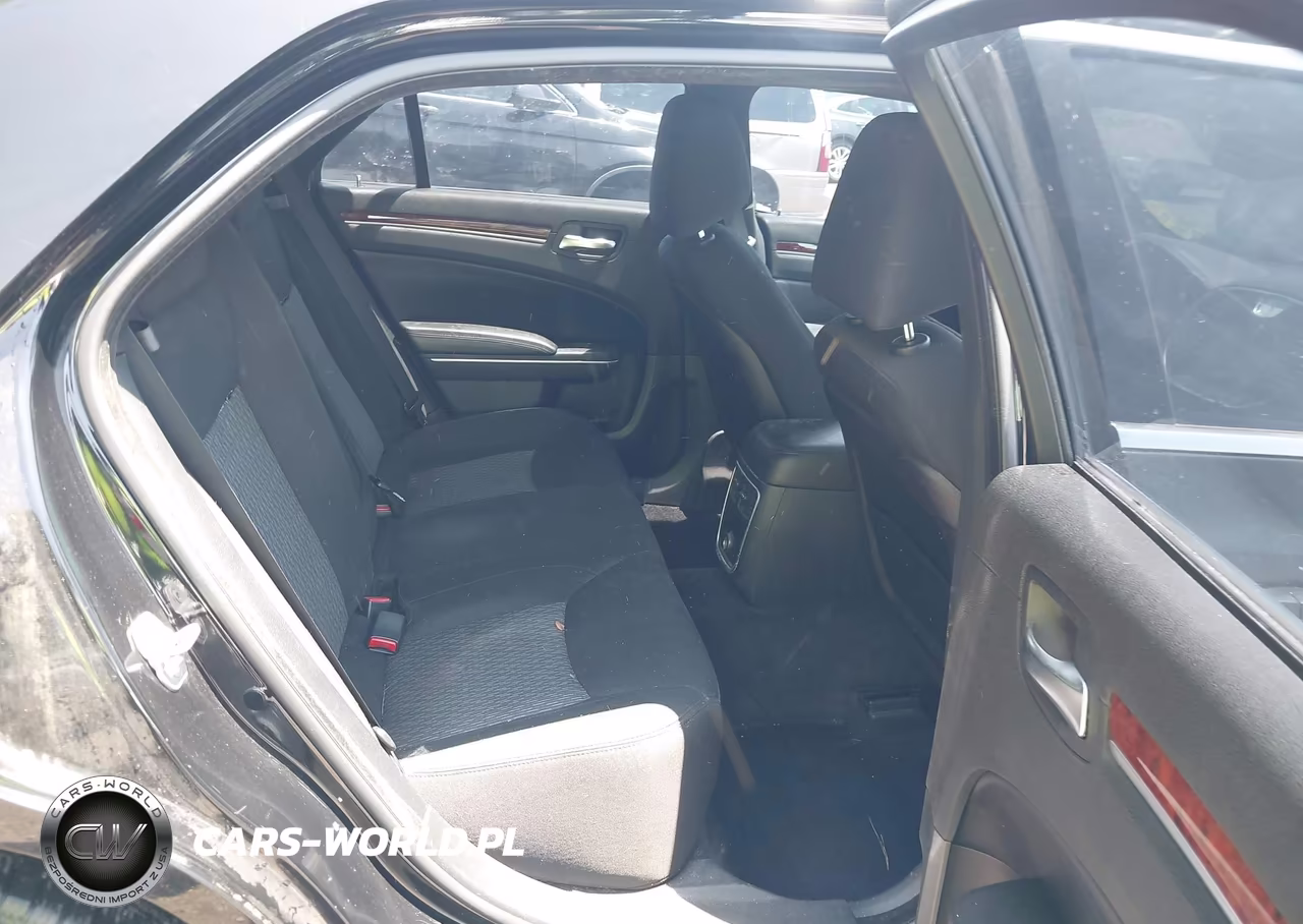2012 Chrysler 300 VIN:2C3CCAAG1CH231631 - 8
