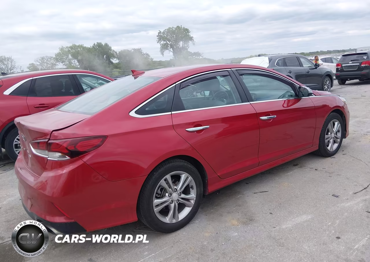 2018 Hyundai Sonata Sel VIN:5NPE34AF2JH596899 - 4