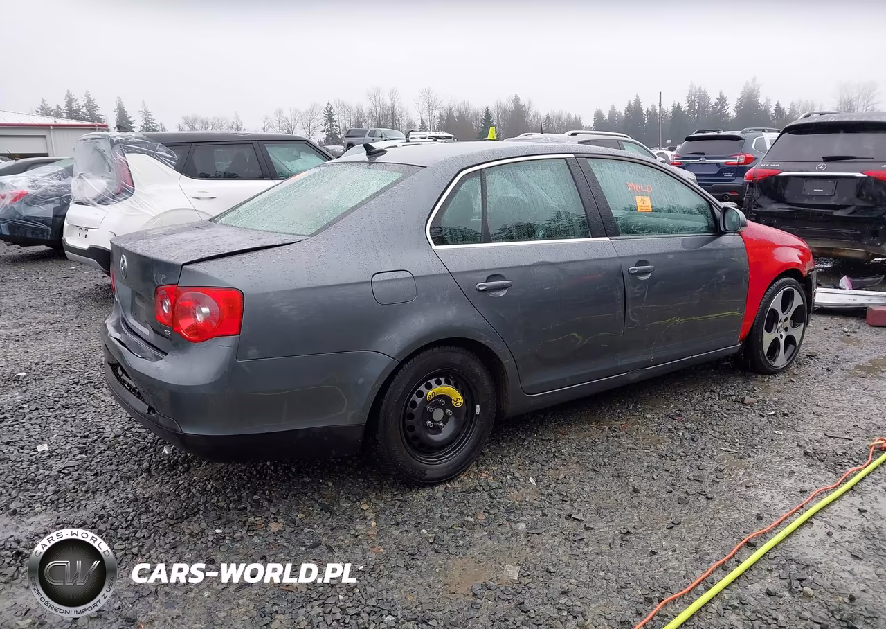 2010 Volkswagen Jetta Se VIN:3VWRX7AJ6AM059200 - 4
