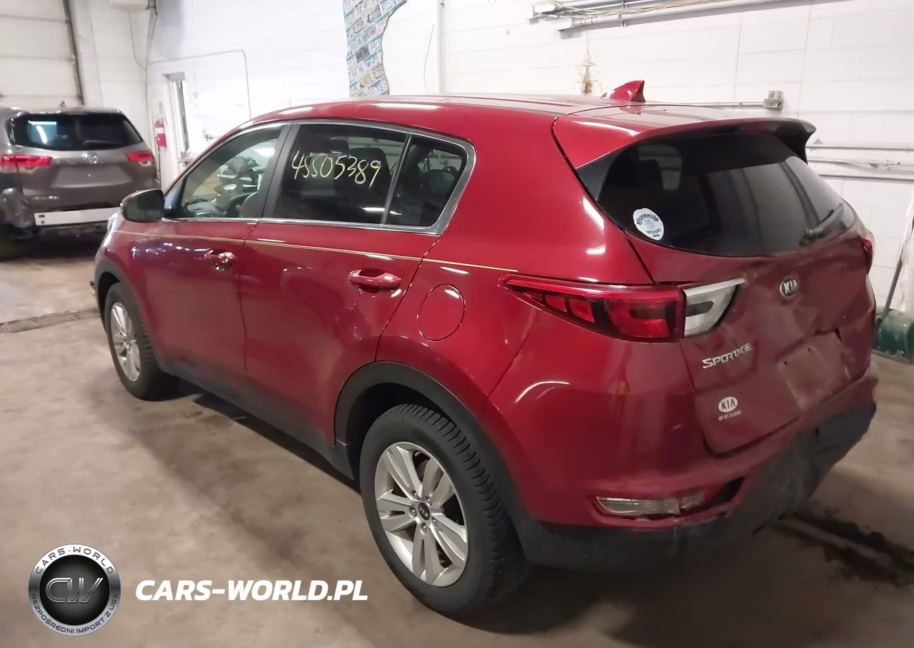 2018 Kia Sportage Lx VIN:KNDPMCAC0J7427894 - 3