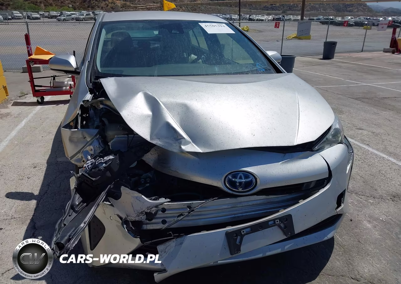 2017 Toyota Prius Three VIN:JTDKARFU9H3049423 - 6