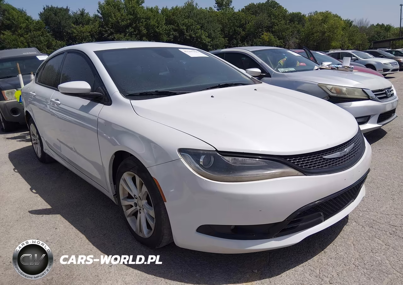 2016 Chrysler 200 S – zdjęcie 1 z 11