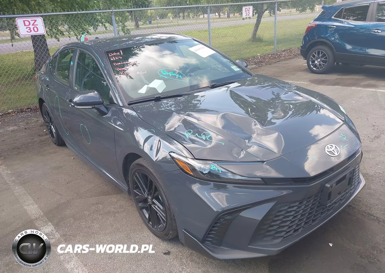 2025 Toyota Camry Se – zdjęcie 1 z 16