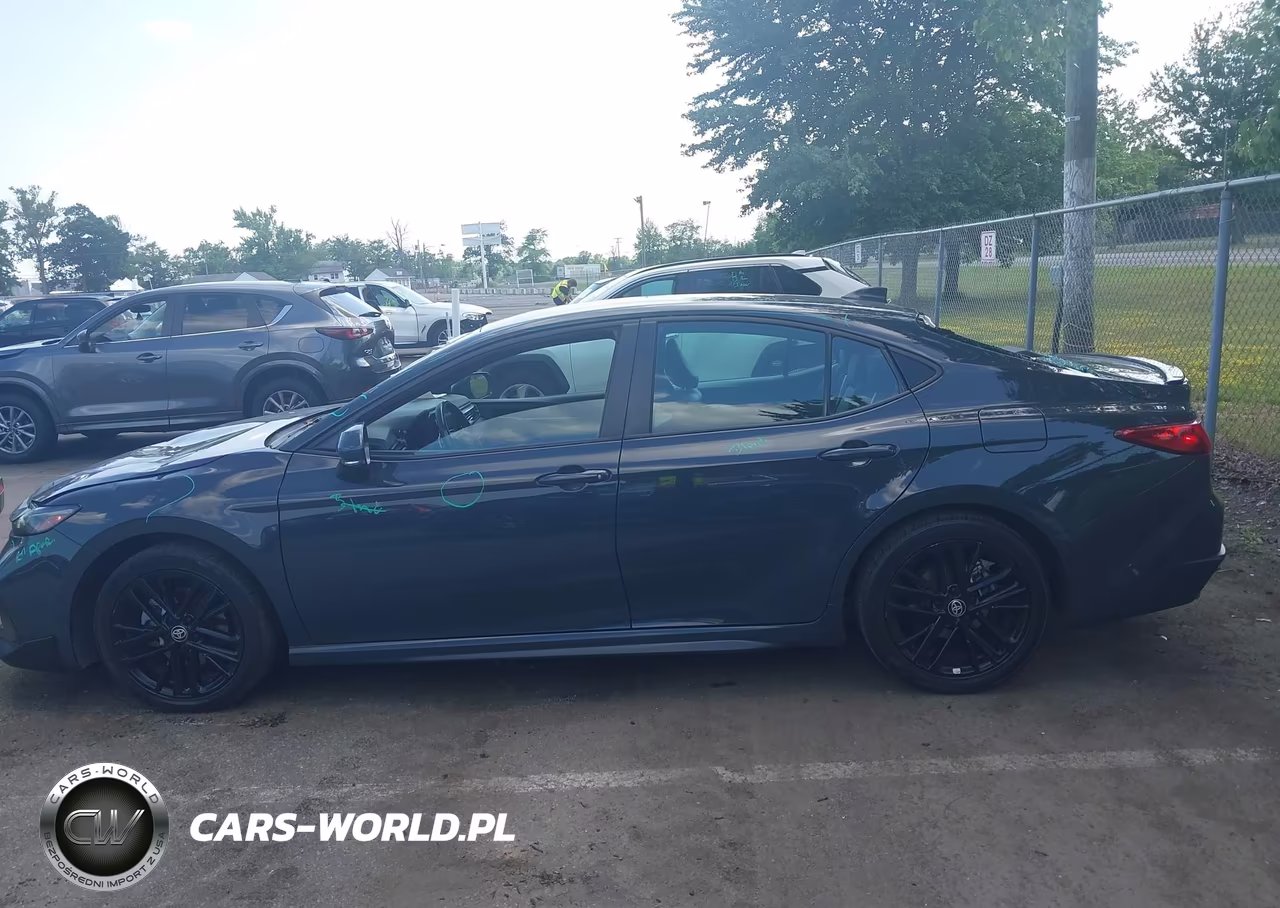 2025 Toyota Camry Se VIN:4T1DBADK8SU500492 - 14