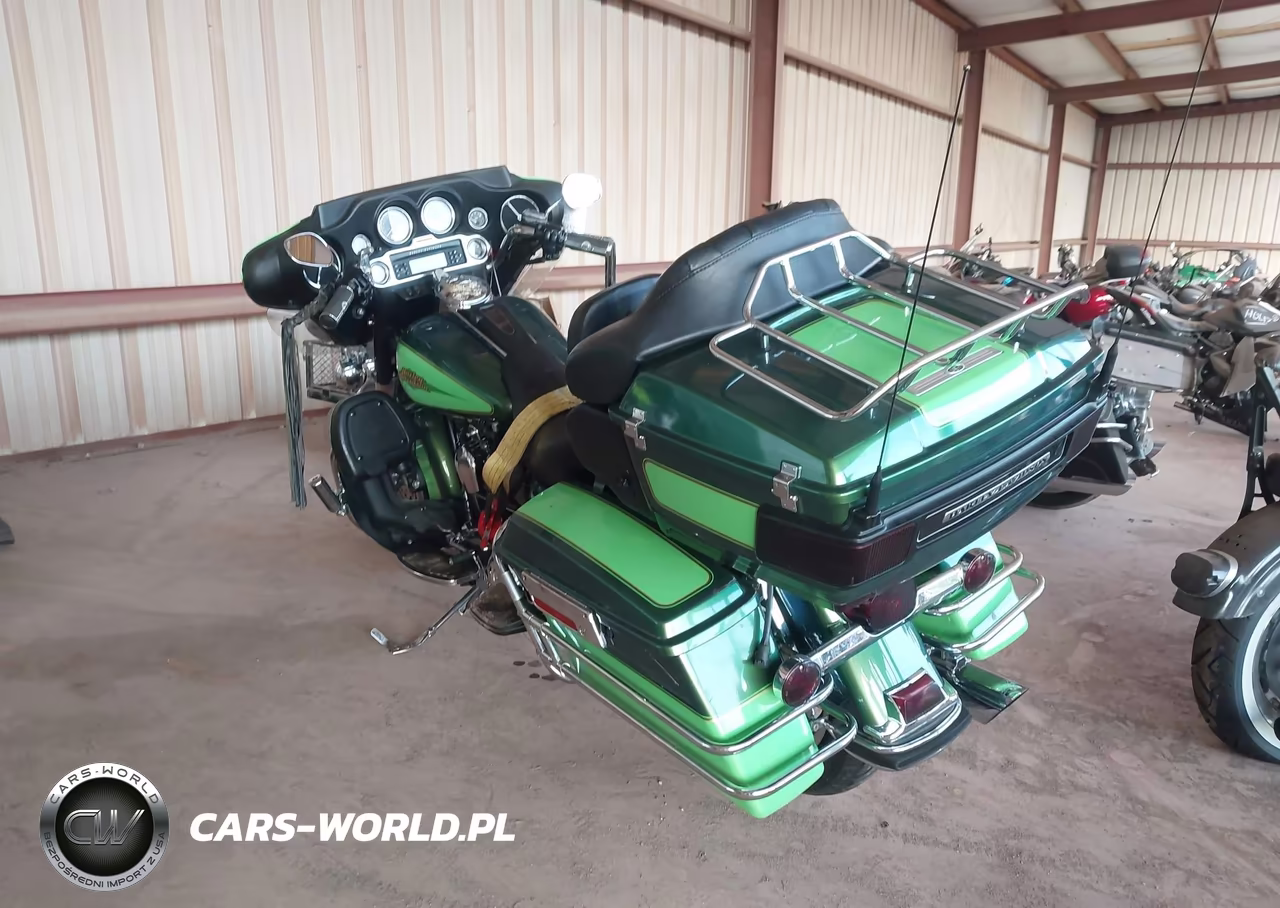 2007 Harley-Davidson Flhtcui VIN:1HD1FC4177Y698611 - 3