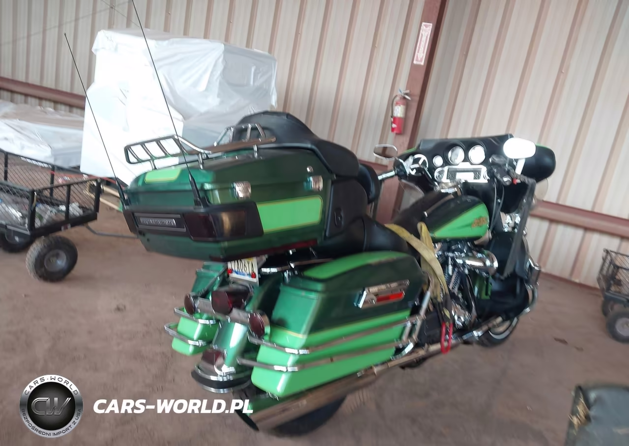 2007 Harley-Davidson Flhtcui VIN:1HD1FC4177Y698611 - 4