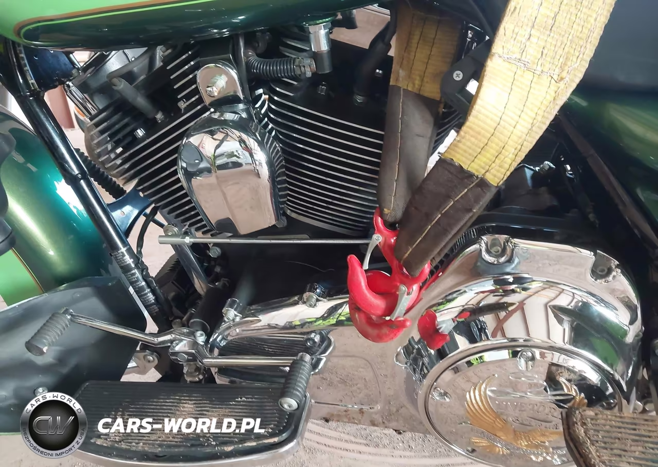 2007 Harley-Davidson Flhtcui VIN:1HD1FC4177Y698611 - 9