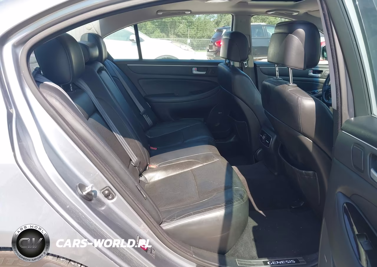 2014 Hyundai Genesis 5.0 R-Spec VIN:KMHGC4DH3EU260532 - 8