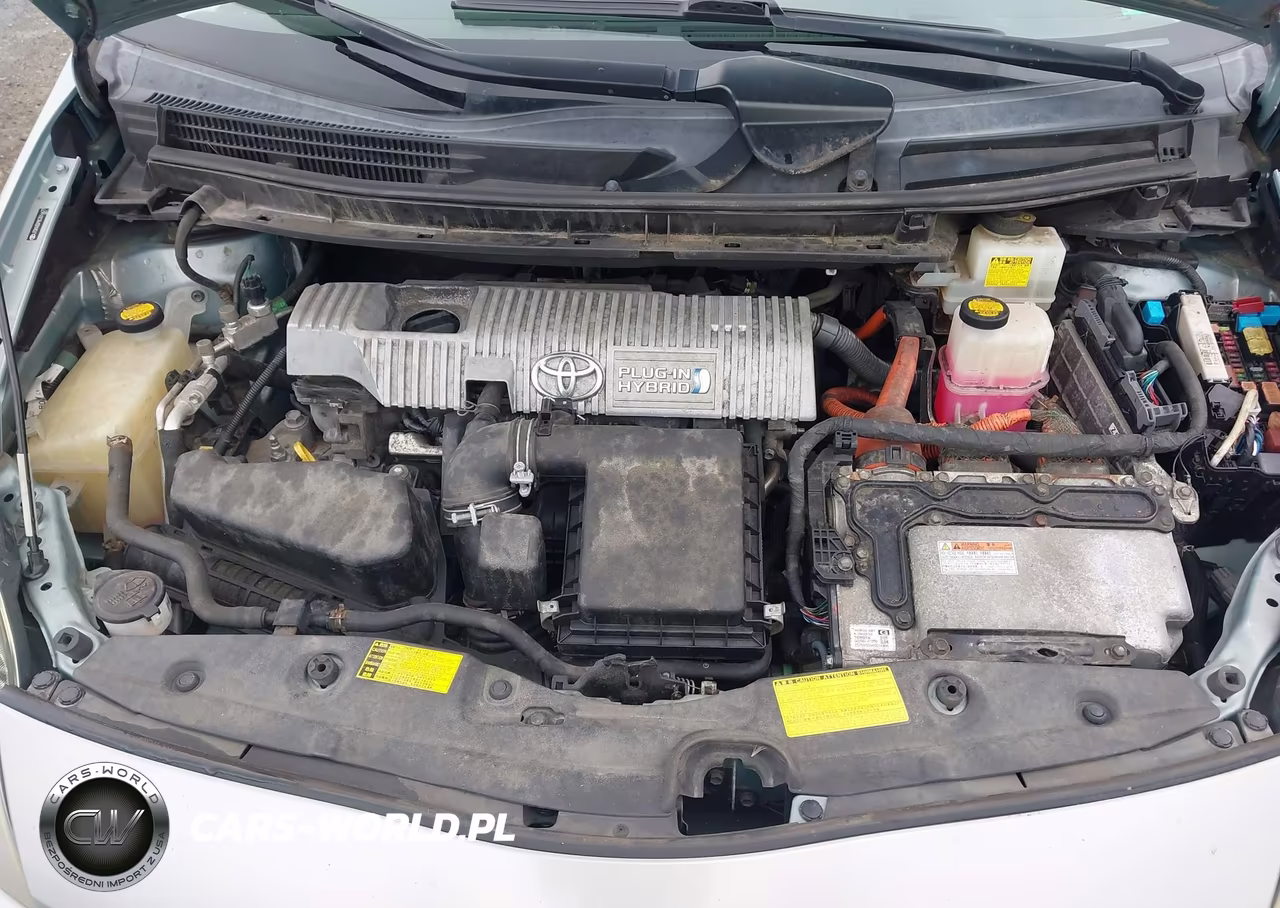 2012 Toyota Prius Plug-In Advanced VIN:JTDKN3DP8C3016677 - 10