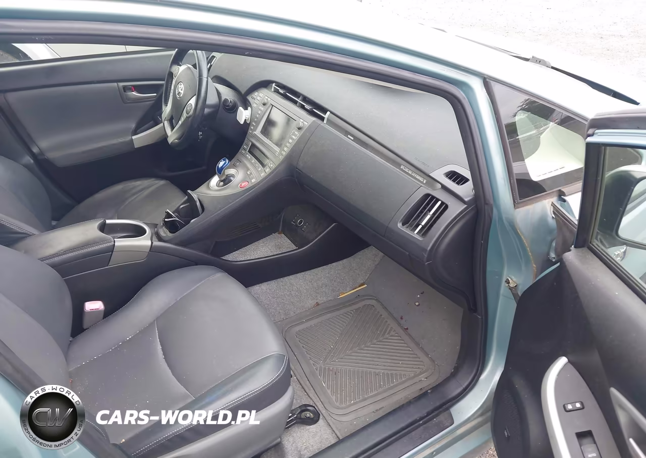 2012 Toyota Prius Plug-In Advanced VIN:JTDKN3DP8C3016677 - 5