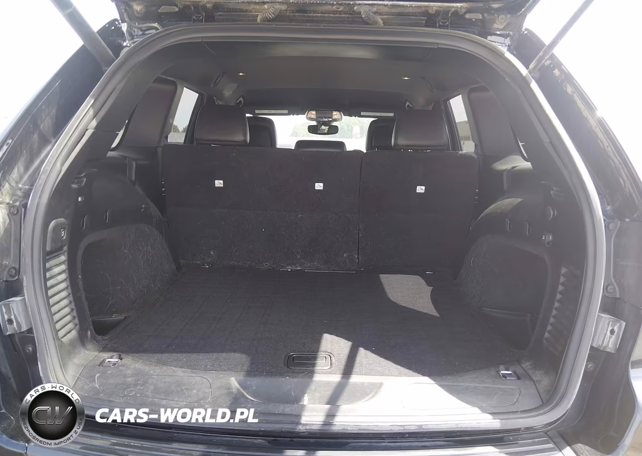 2020 Jeep Grand Cherokee Altitude 4X4 VIN:1C4RJFAG3LC141232 - 16
