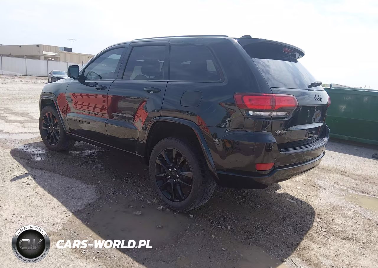 2020 Jeep Grand Cherokee Altitude 4X4 VIN:1C4RJFAG3LC141232 - 3