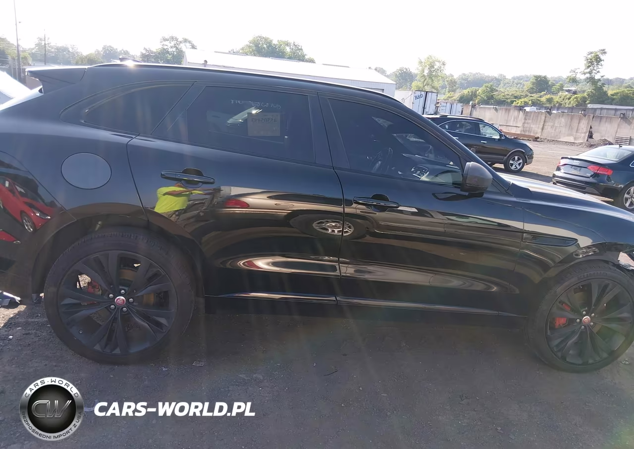 2018 Jaguar F-Pace S VIN:SADCM2FV2JA351167 - 13