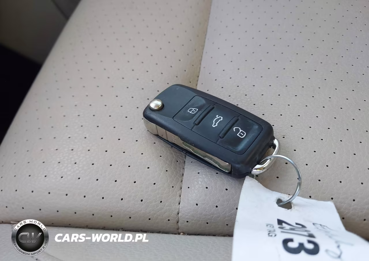 2017 Volkswagen Tiguan 2.0T-2.0T S VIN:WVGAV7AX9HK003906 - 11