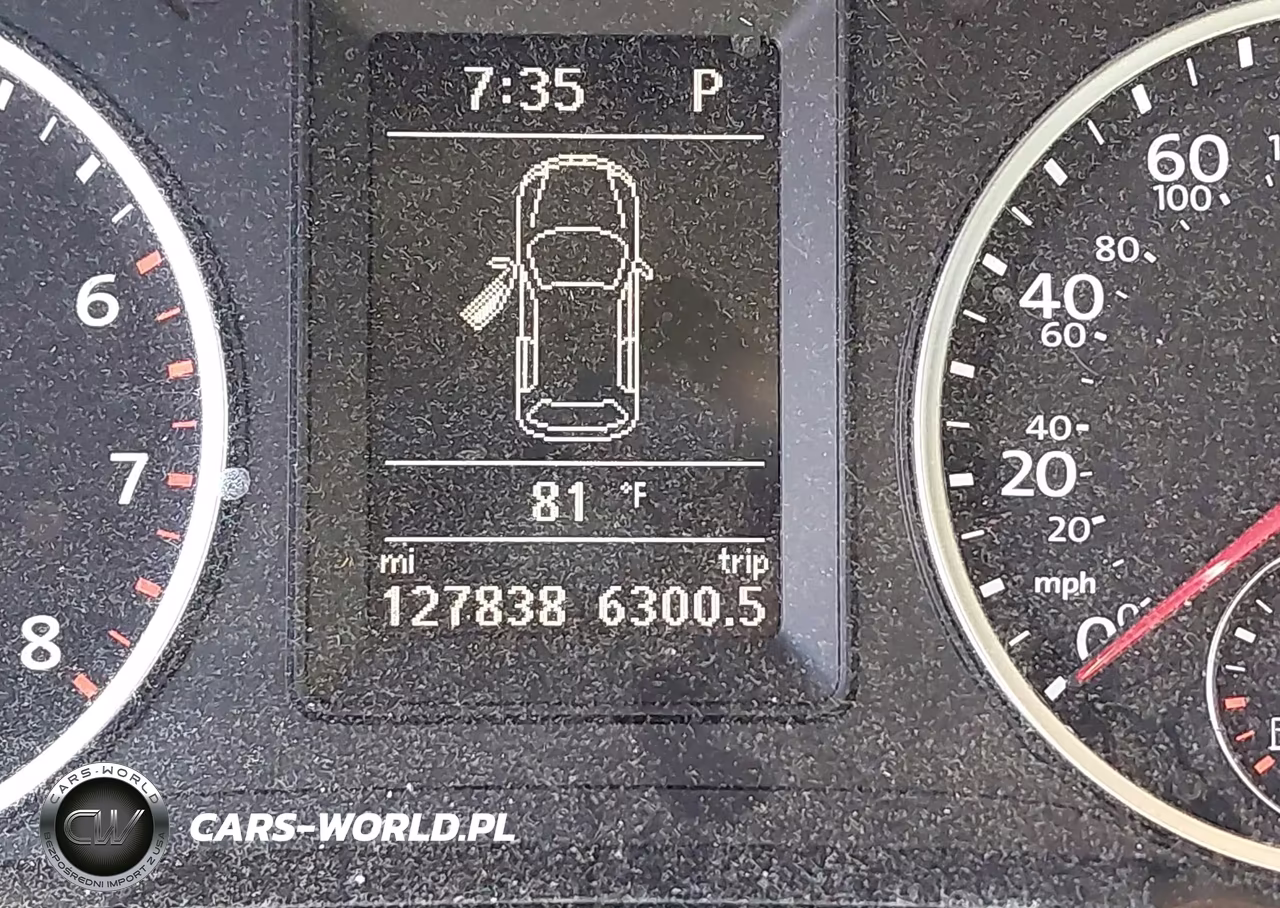 2017 Volkswagen Tiguan 2.0T-2.0T S VIN:WVGAV7AX9HK003906 - 7