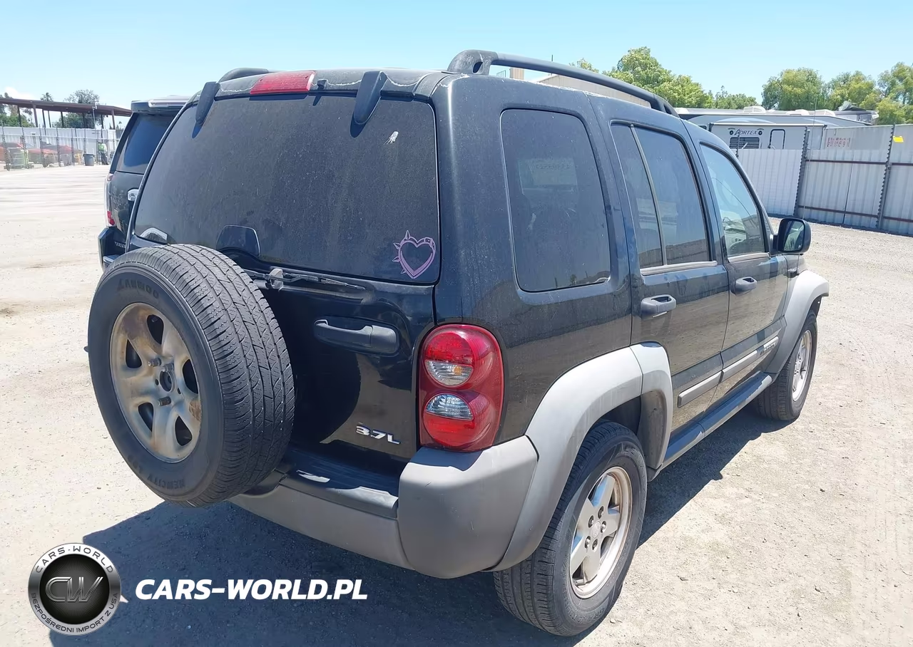 2007 Jeep Liberty Sport VIN:1J4GK48K17W528119 - 4