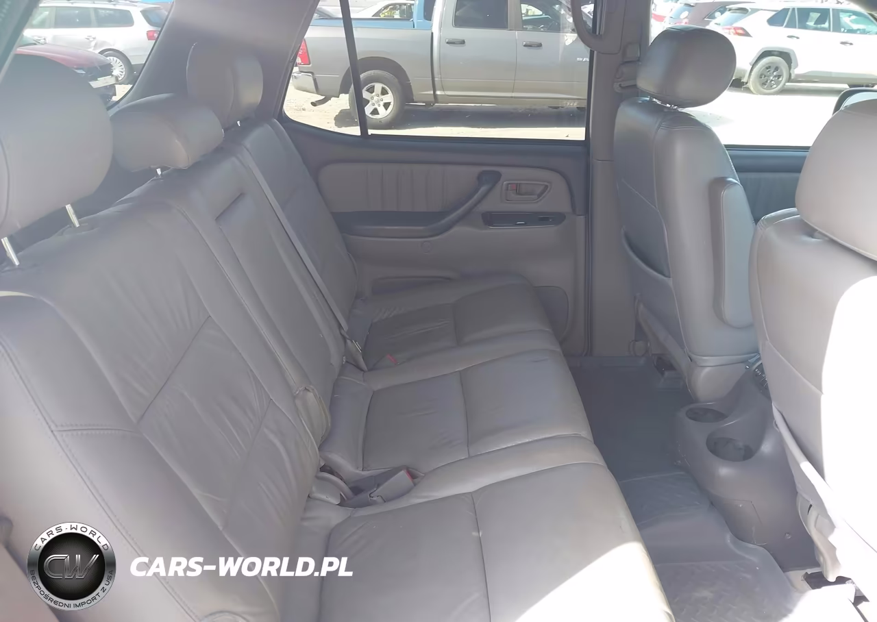 2003 Toyota Sequoia Limited V8 VIN:5TDBT48A43S199298 - 8