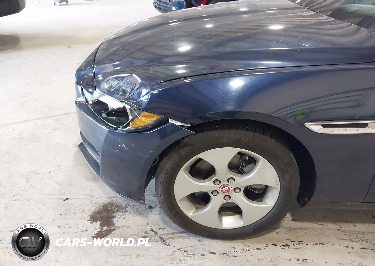 2017 Jaguar Xe 25T VIN:SAJAR4BG4HA966001 - 13