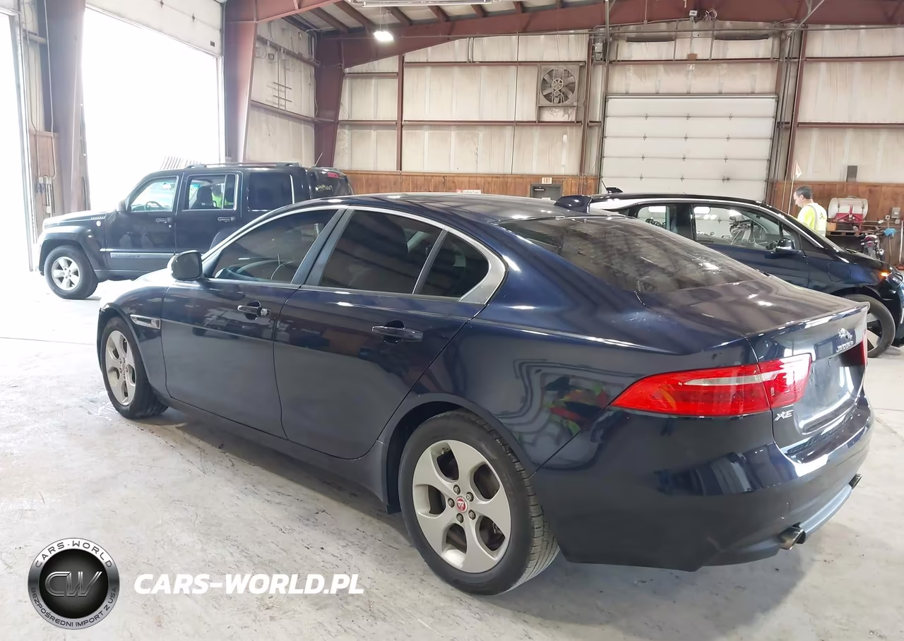 2017 Jaguar Xe 25T VIN:SAJAR4BG4HA966001 - 3