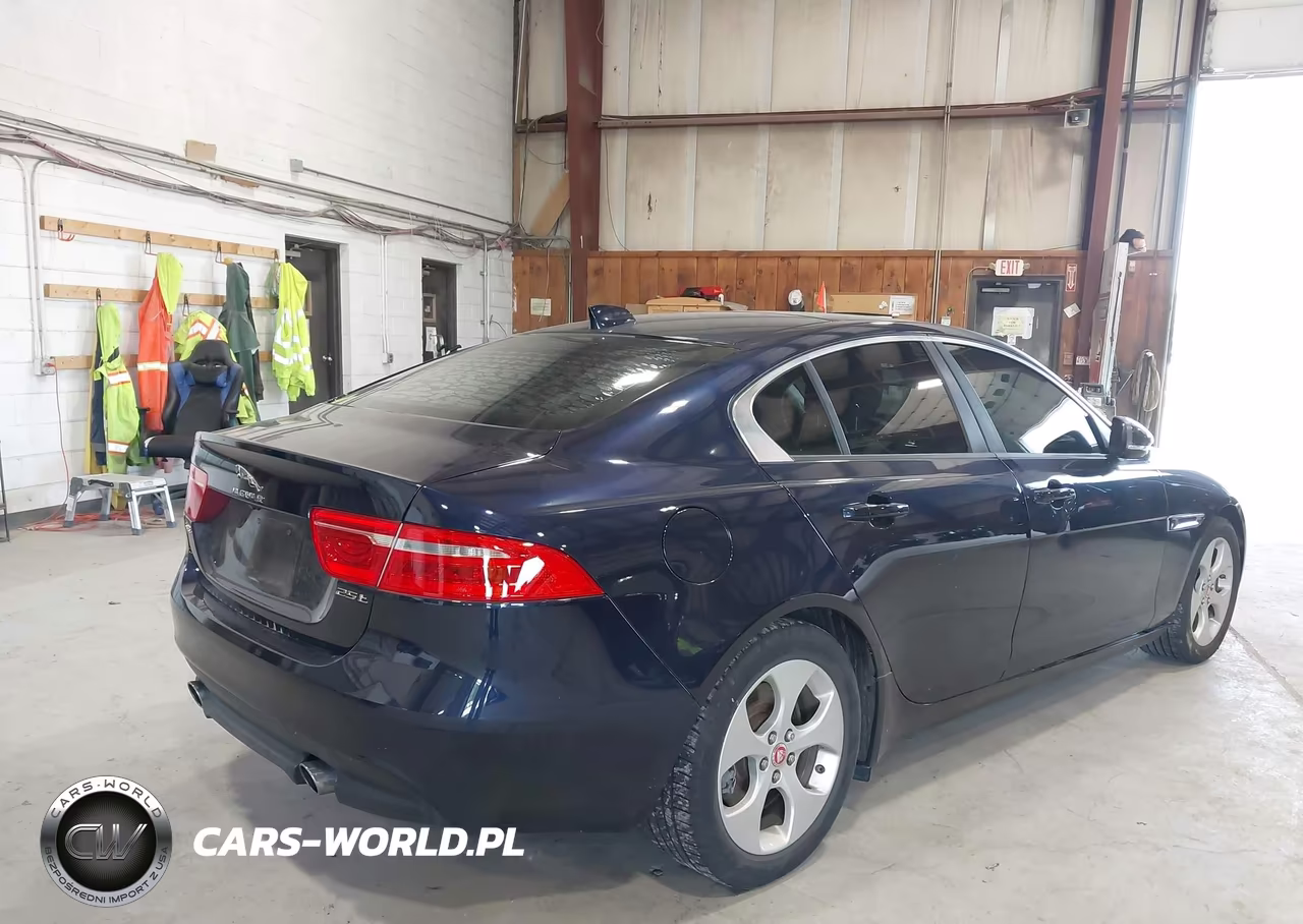 2017 Jaguar Xe 25T VIN:SAJAR4BG4HA966001 - 4