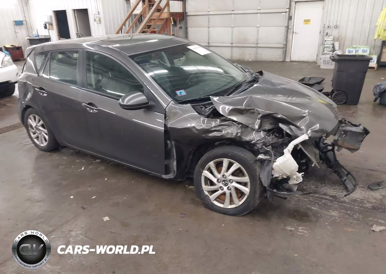 2013 Mazda Mazda3 I Grand Touring