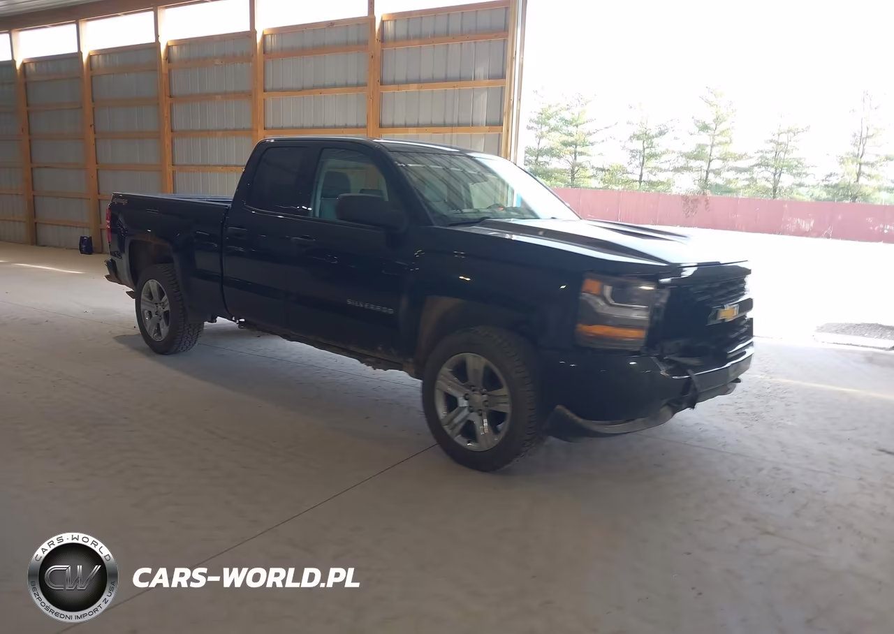 2016 Chevrolet Silverado 1500 Custom – zdjęcie 1 z 17