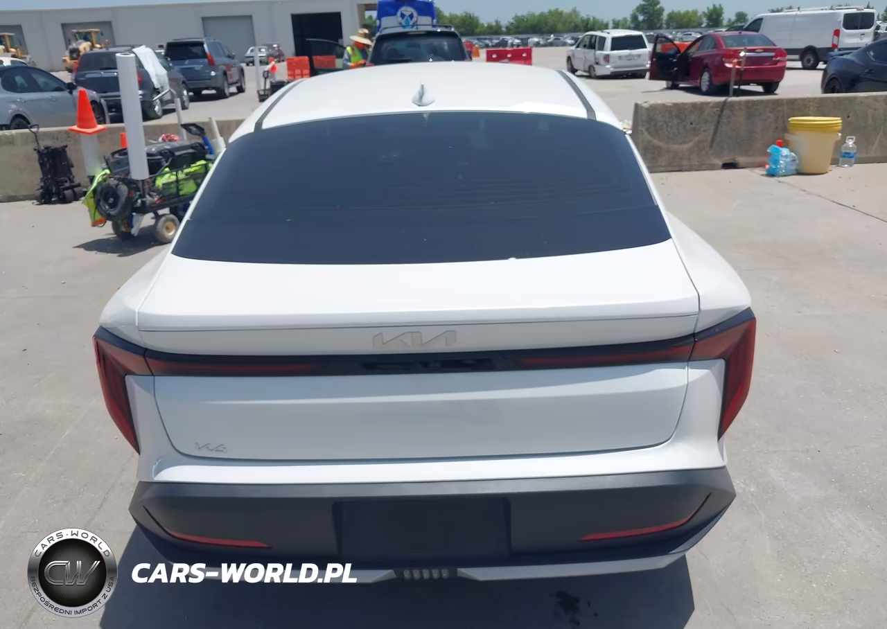 2025 Kia K4 Lxs VIN:3KPFT4DE6SE216444 - 17