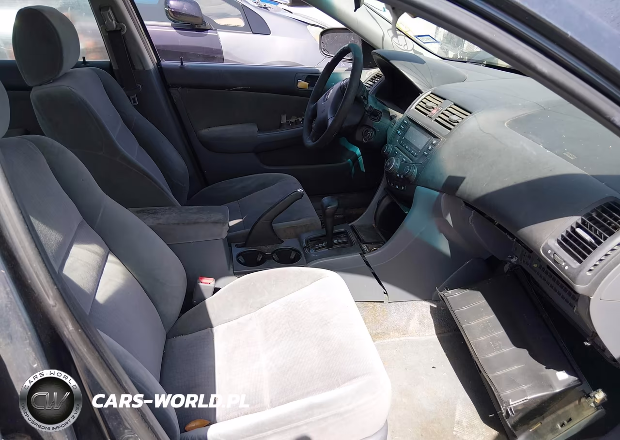 2003 Honda Accord Sdn Lx VIN:1HGCM56303A078973 - 5