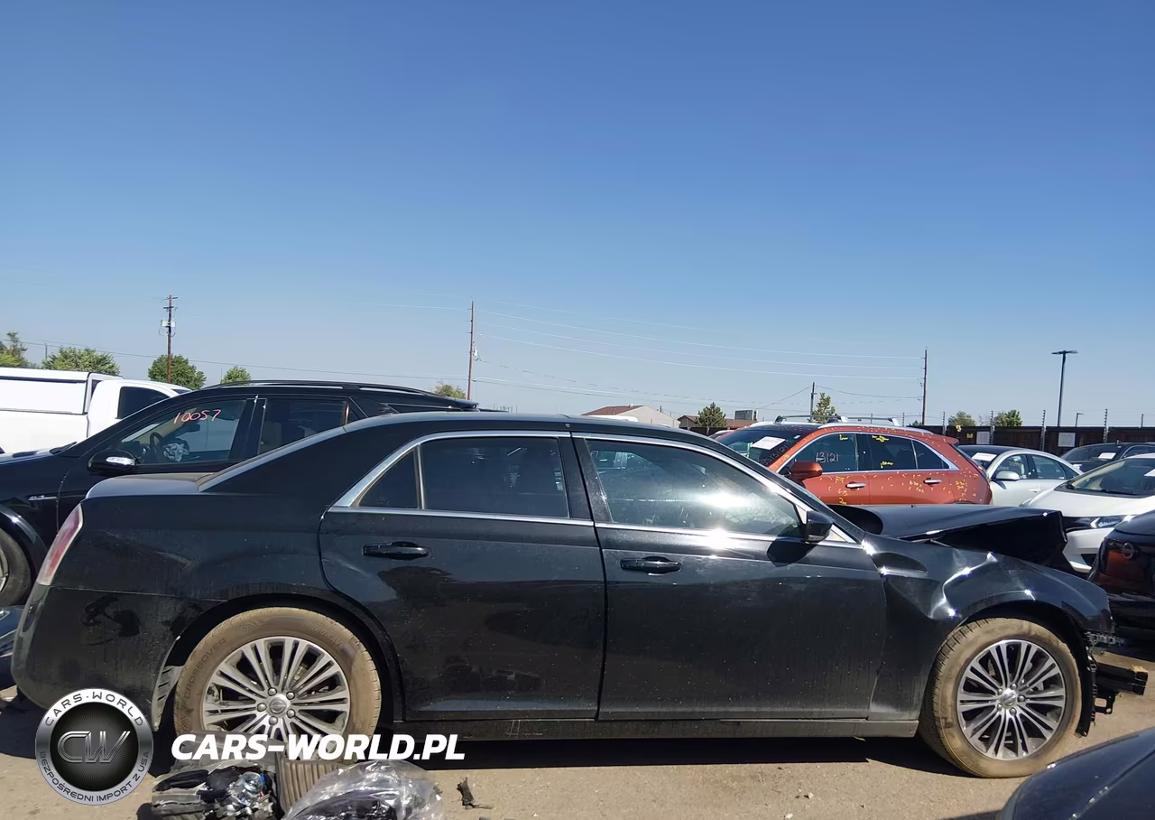 2013 Chrysler 300 300S VIN:2C3CCAGT8DH505882 - 14