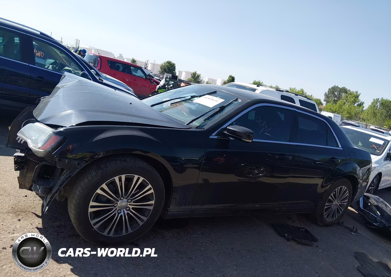 2013 Chrysler 300 300S VIN:2C3CCAGT8DH505882 - 15
