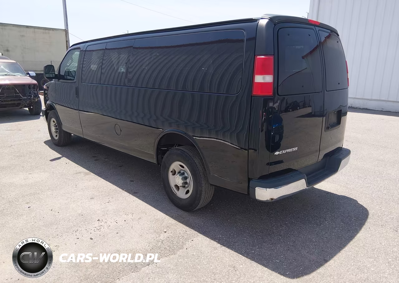 2017 Chevrolet Express 3500 Lt VIN:1GAZGPFF3H1268448 - 3