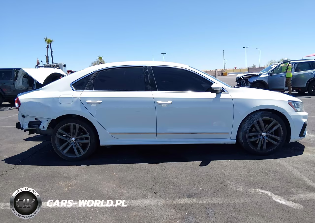 2016 Volkswagen Passat 1.8T R-Line VIN:1VWAT7A33GC041998 - 13