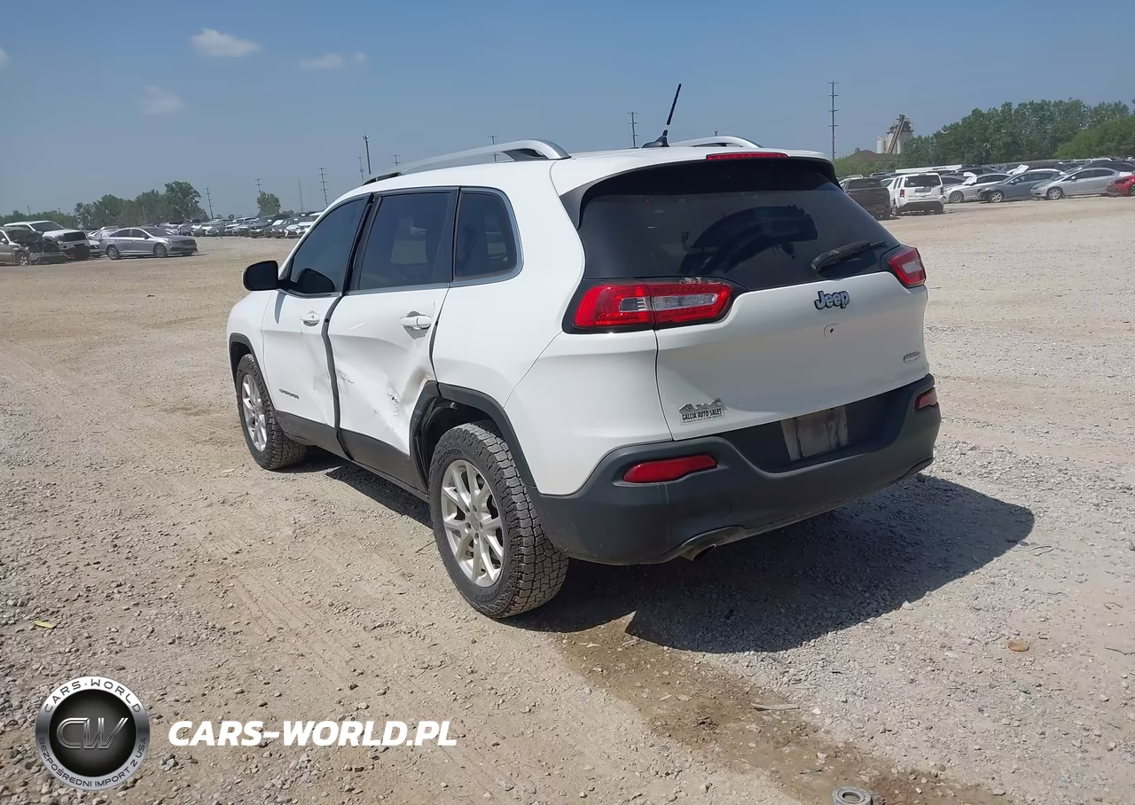 2015 Jeep Cherokee Latitude VIN:1C4PJMCB7FW715539 - 3