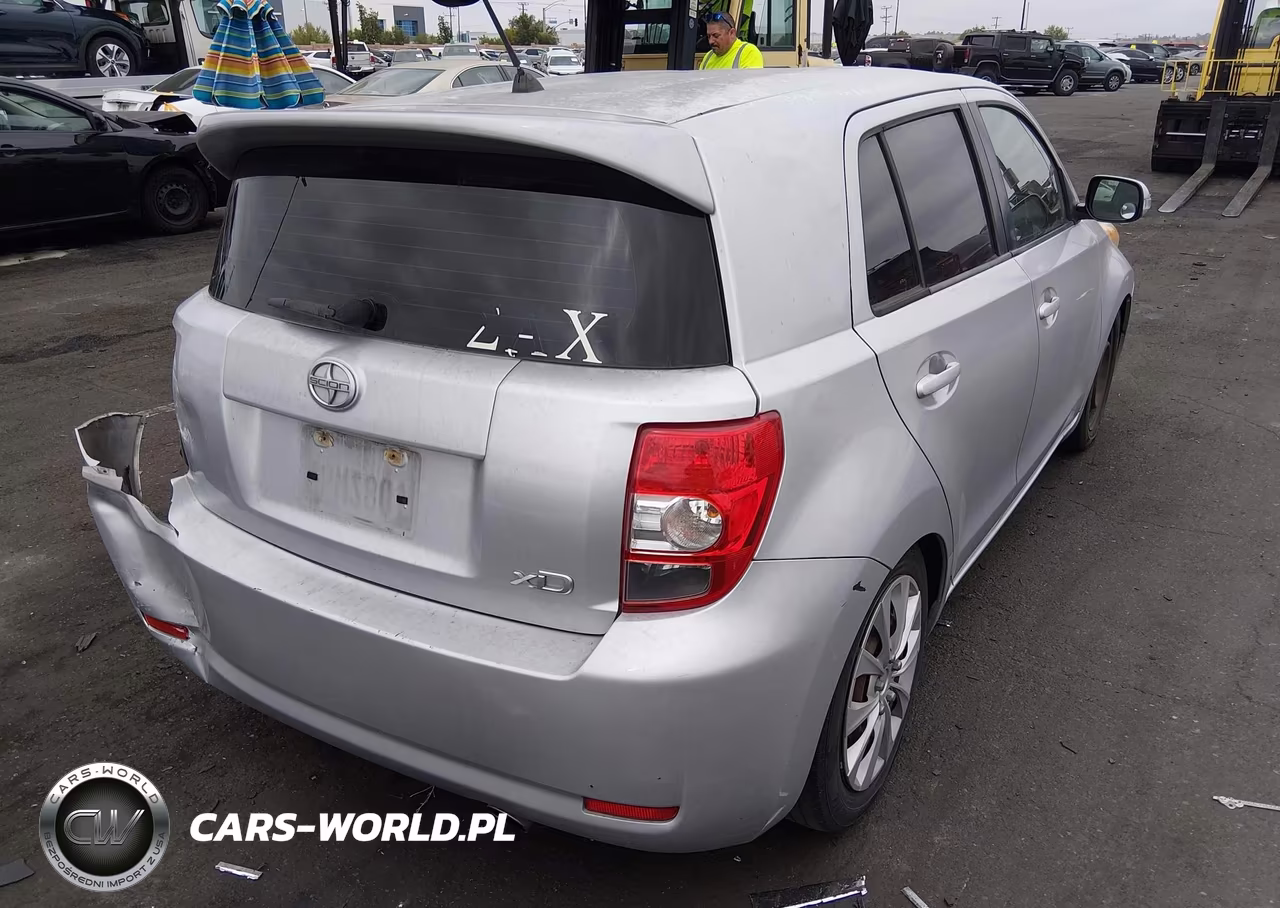 2010 Scion Xd VIN:JTKKU4B48AJ058009 - 4