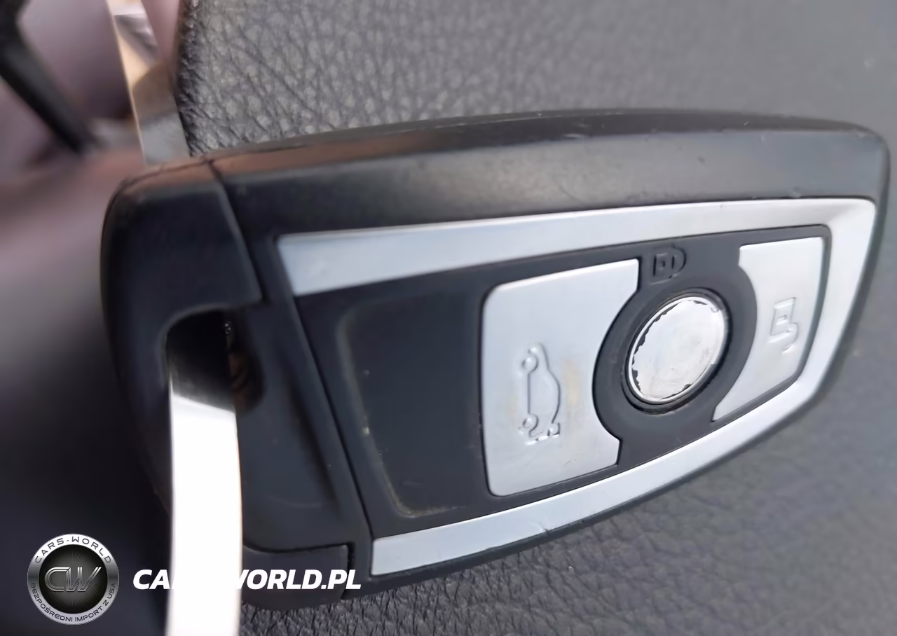 2012 BMW 328I VIN:WBA3A5G58CNP17016 - 11