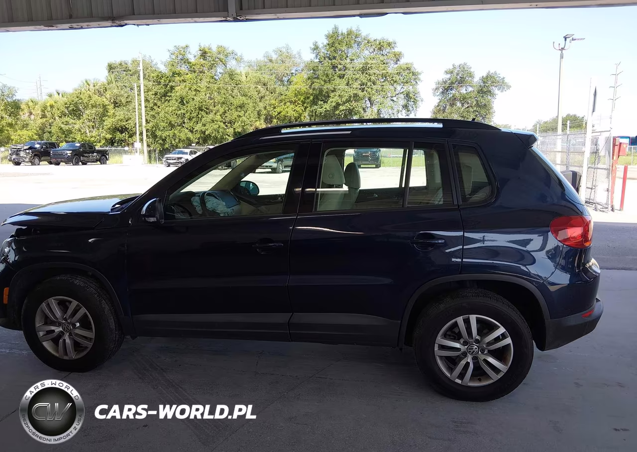 2016 Volkswagen Tiguan S VIN:WVGBV7AX4GW587837 - 14