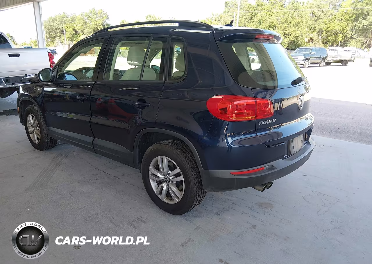 2016 Volkswagen Tiguan S VIN:WVGBV7AX4GW587837 - 3