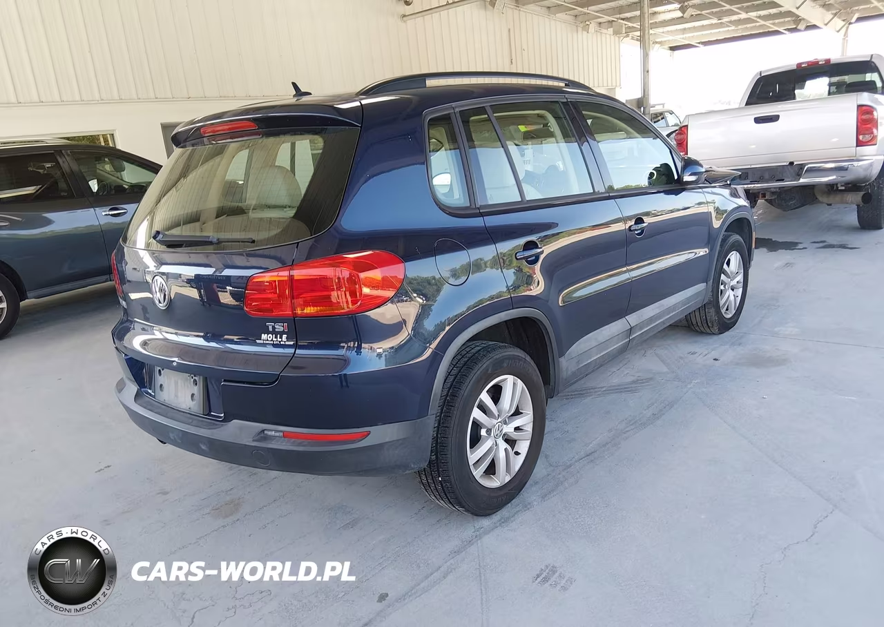 2016 Volkswagen Tiguan S VIN:WVGBV7AX4GW587837 - 4