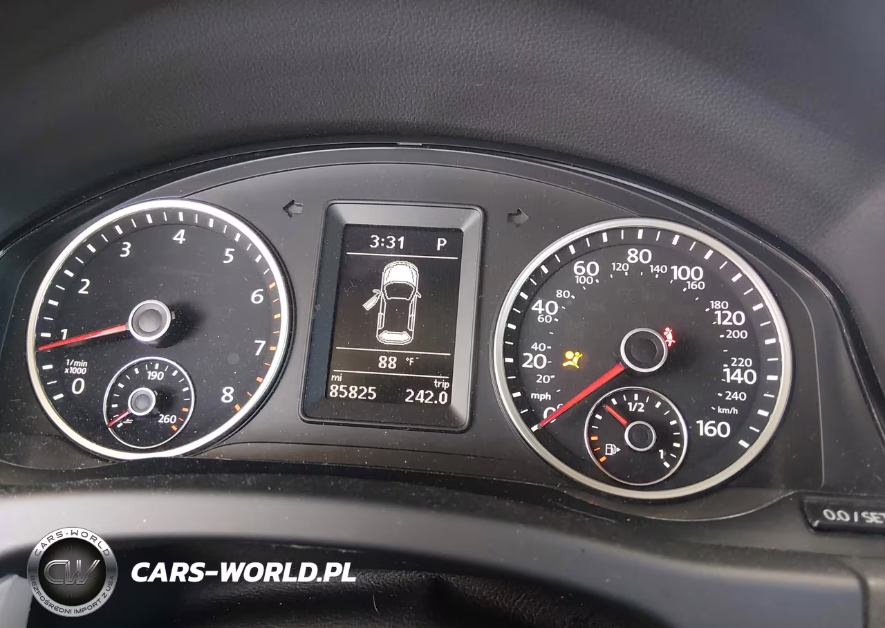 2016 Volkswagen Tiguan S VIN:WVGBV7AX4GW587837 - 7