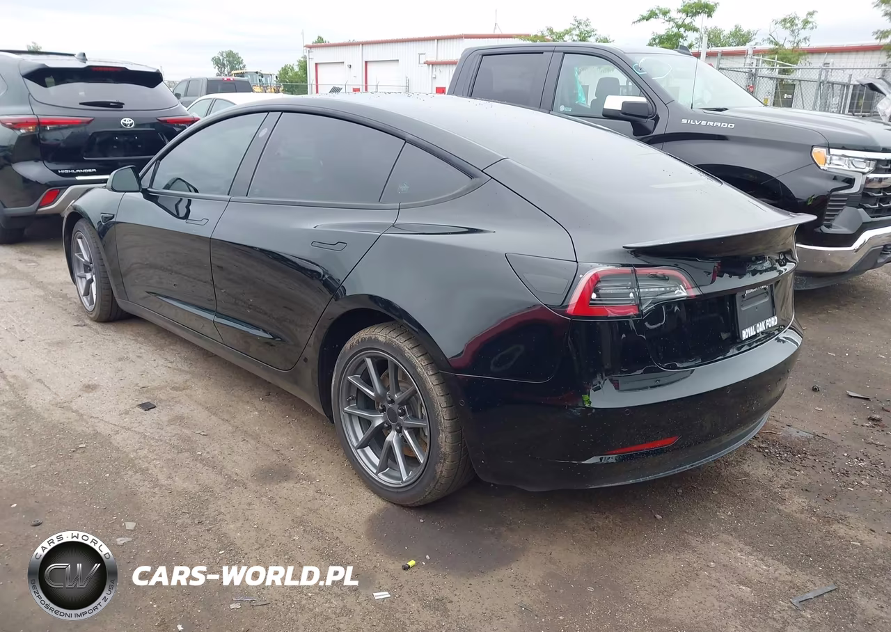 2022 Tesla Model 3 Long Range Dual Motor All-Wheel Drive VIN:5YJ3E1EB7NF158519 - 3