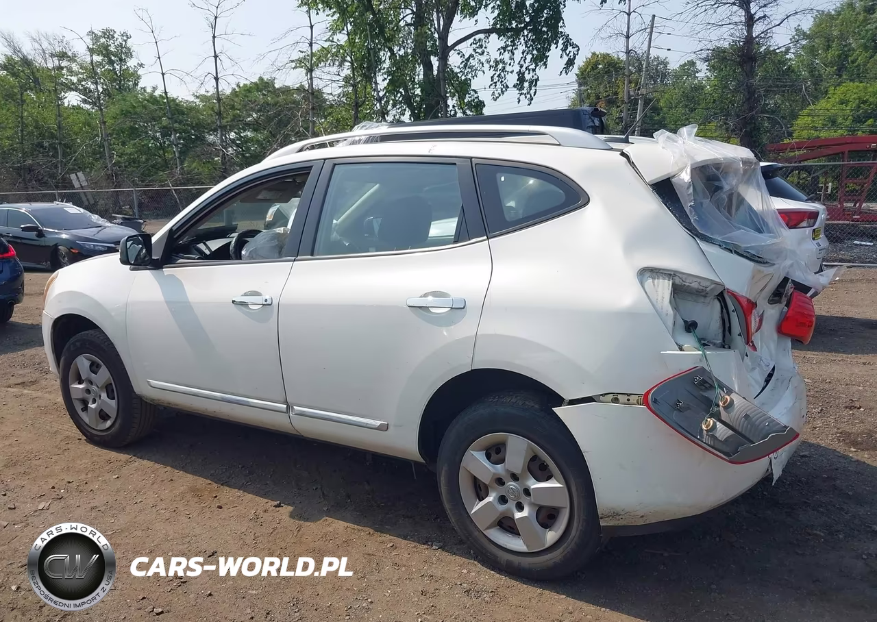 2015 Nissan Rogue Select S VIN:JN8AS5MT7FW156451 - 14
