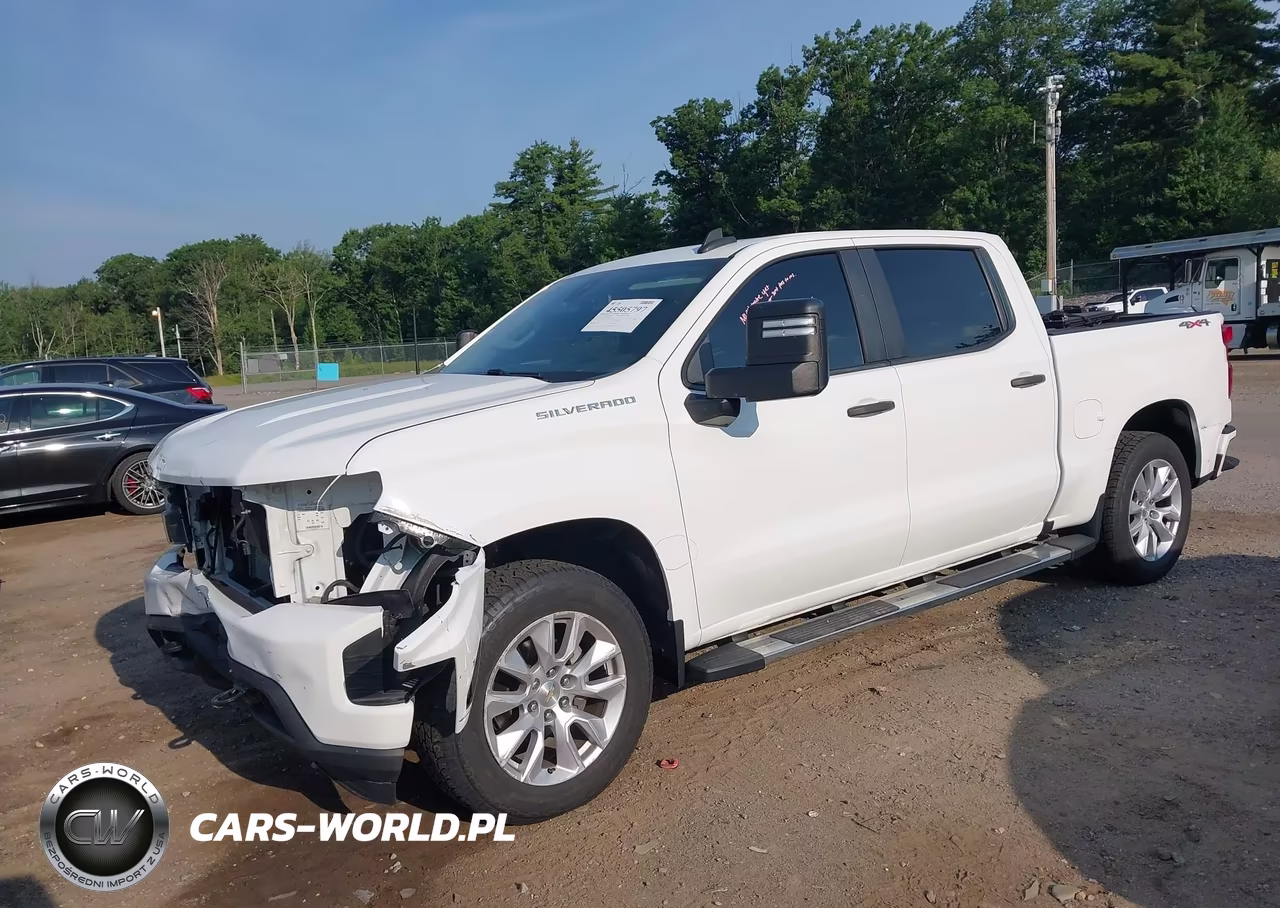2021 Chevrolet Silverado 1500 4Wd Short Bed Custom VIN:3GCUYBEF5MG320807 - 2